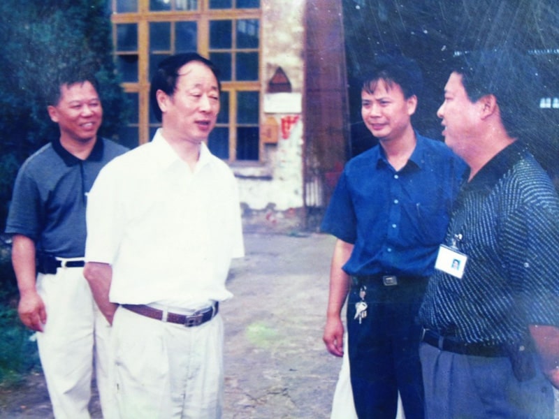 2025年(nian)12月桂林市副市長(zhǎng)孫中文考察桂礦(kuàng)生産現場